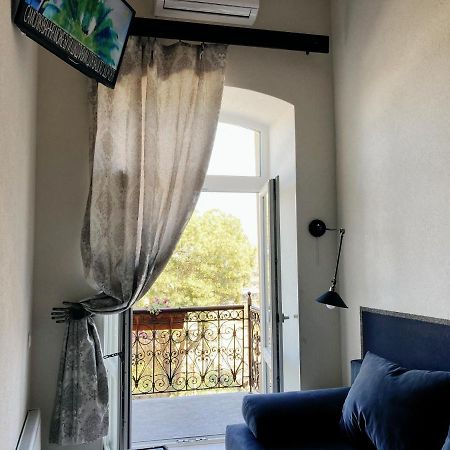 19 négyzetméteres stúdió Apartman 1 fürdőszobával Odessa Városközpont területén Kültér fotó
